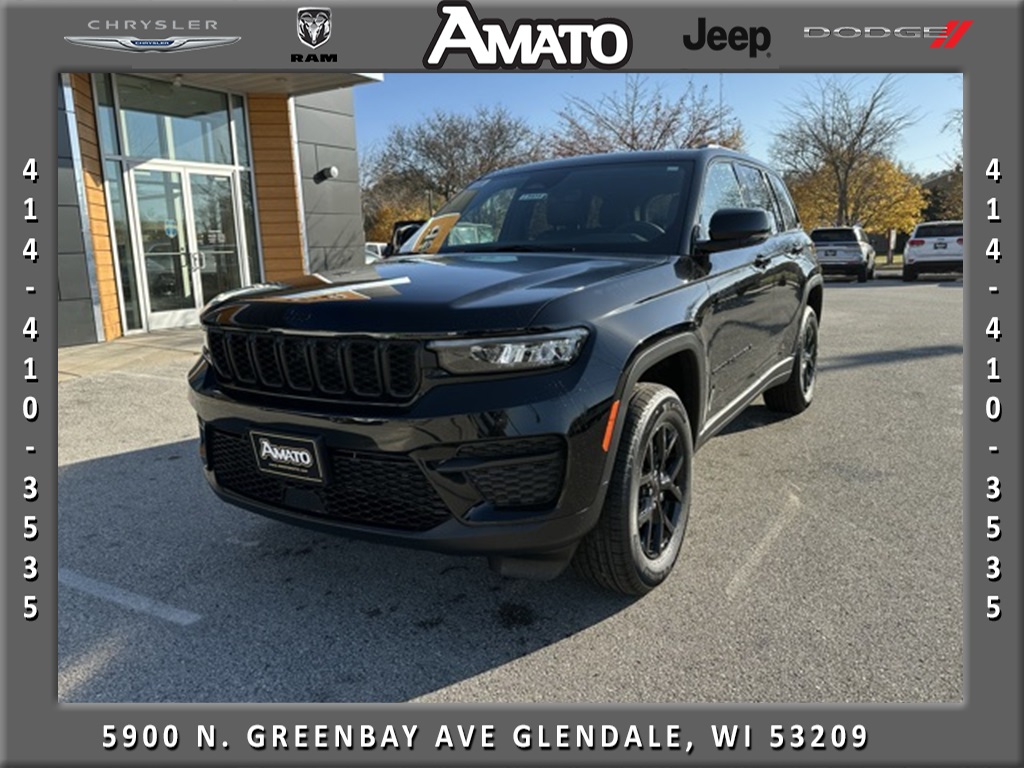 2025 Jeep Grand Cherokee Laredo