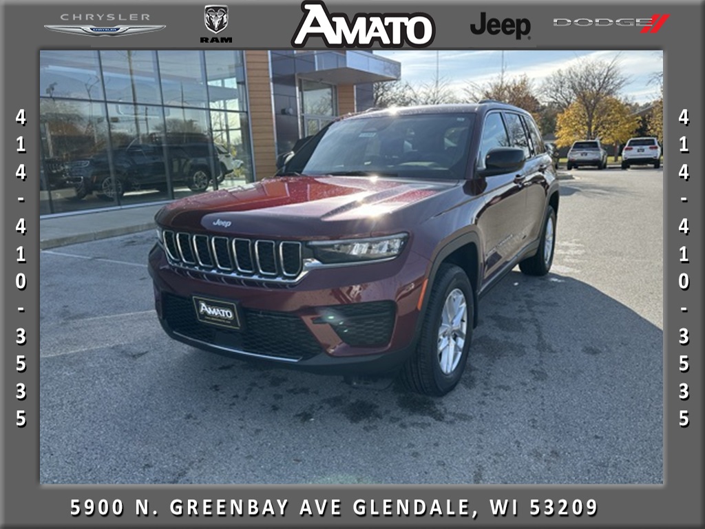 2025 Jeep Grand Cherokee Laredo