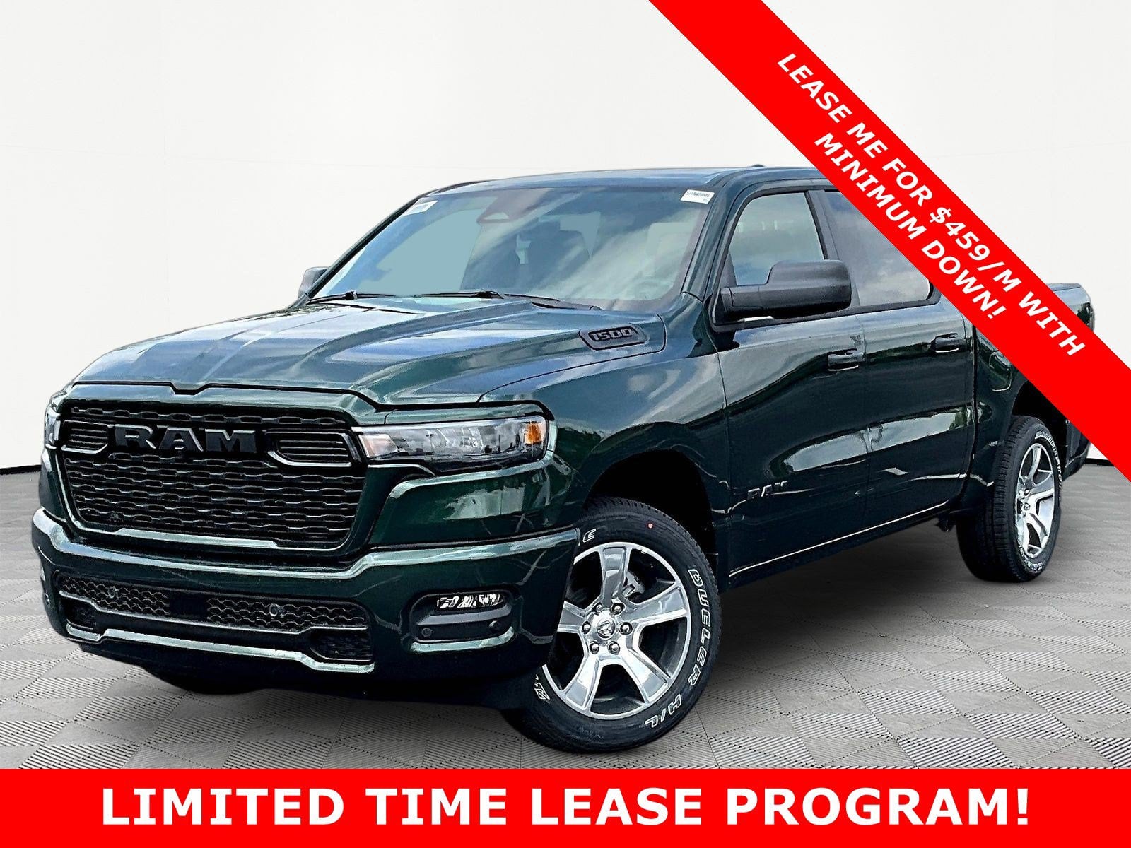 2026 Ram 1500 EXPRESS CREW CAB 4X4 57 BOX