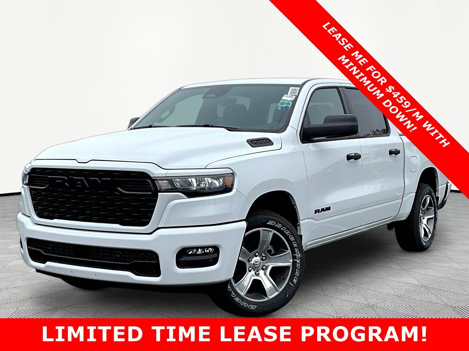 2026 Ram 1500 EXPRESS CREW CAB 4X4 57 BOX