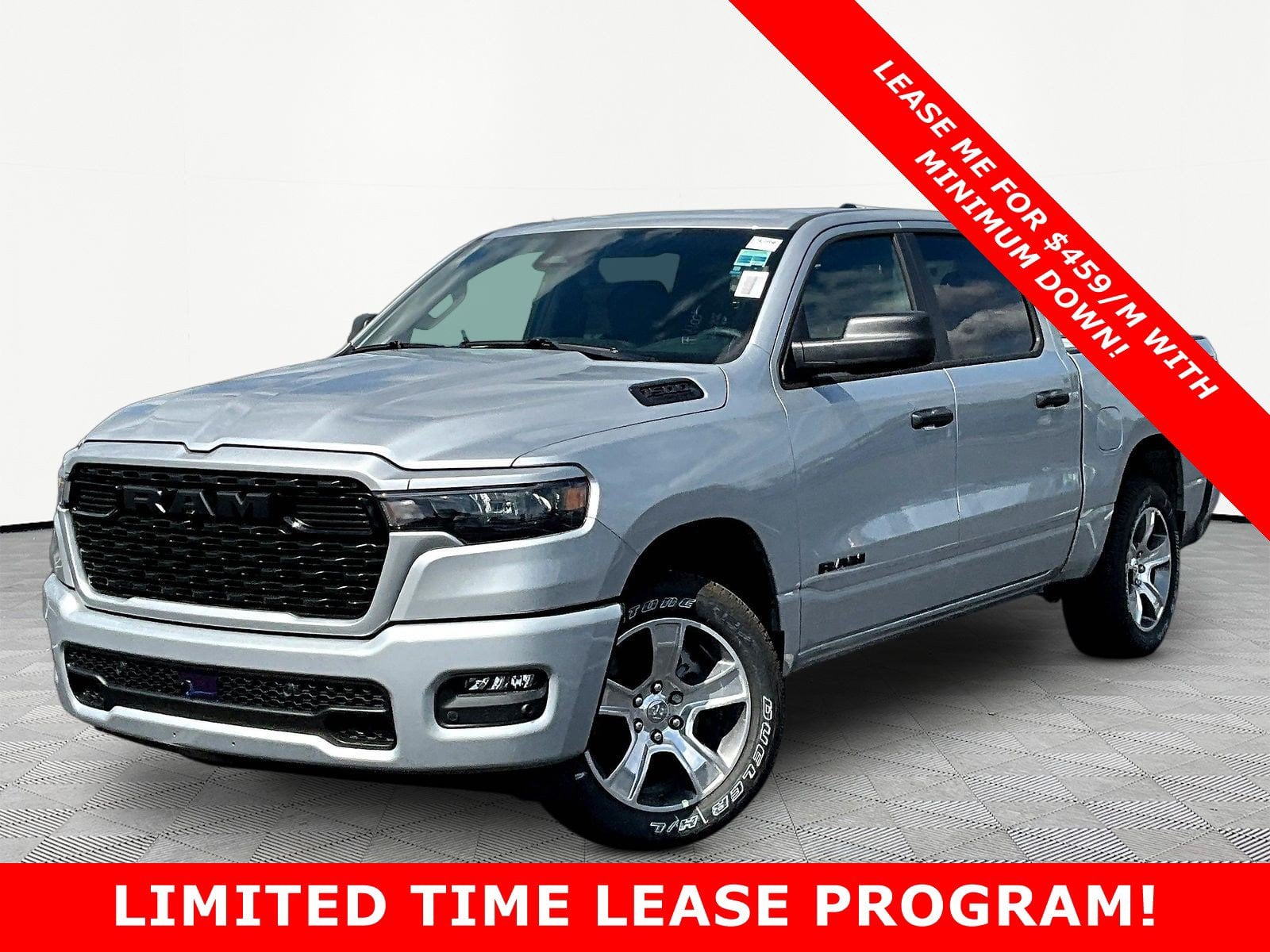 2026 Ram 1500 EXPRESS CREW CAB 4X4 57 BOX