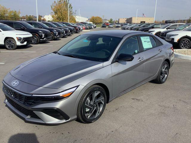 2025 Hyundai Elantra Hybrid