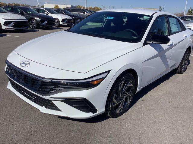 2025 Hyundai Elantra Hybrid