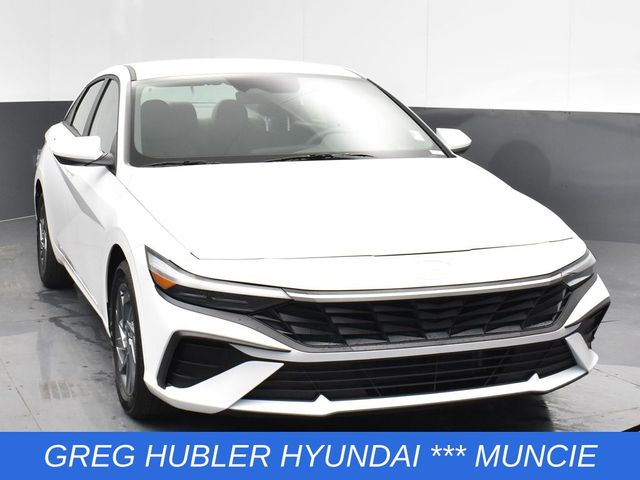 2025 Hyundai Elantra Hybrid