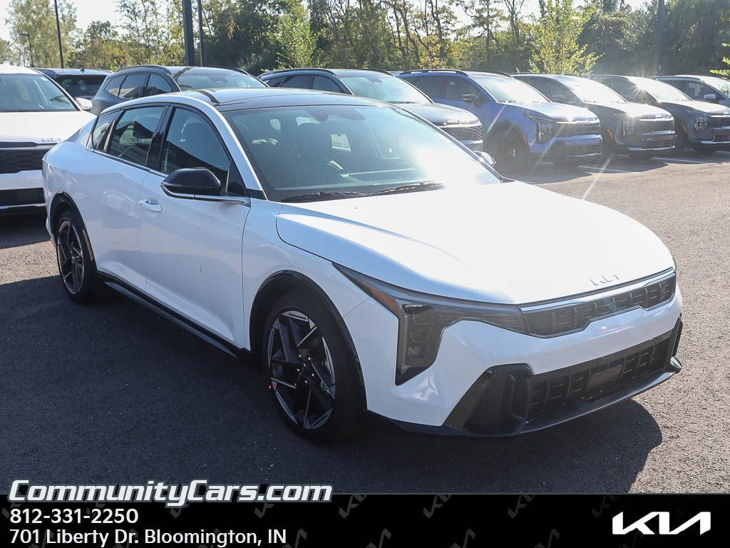 2025 Kia K4 GT-Line