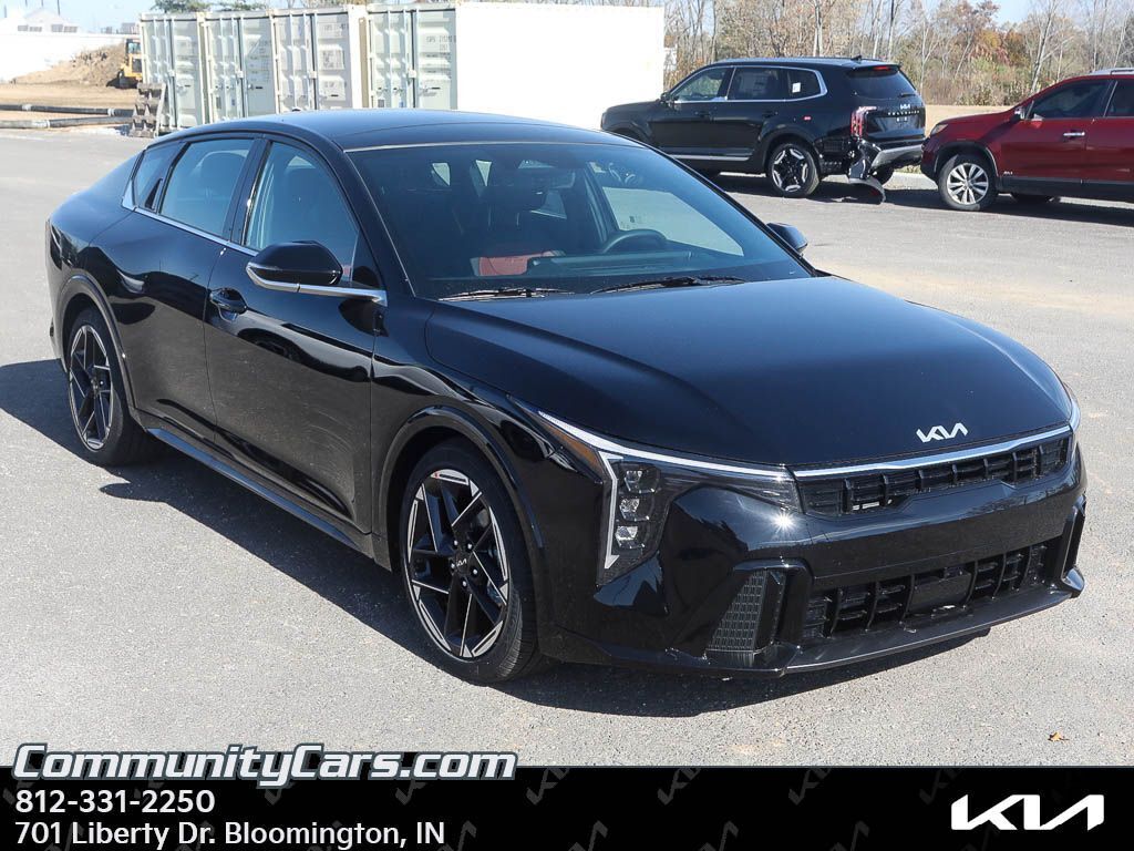 2025 Kia K4 GT-Line