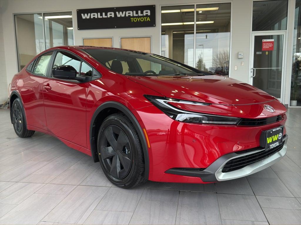 2026 Toyota Prius Plug-In Hybrid SE