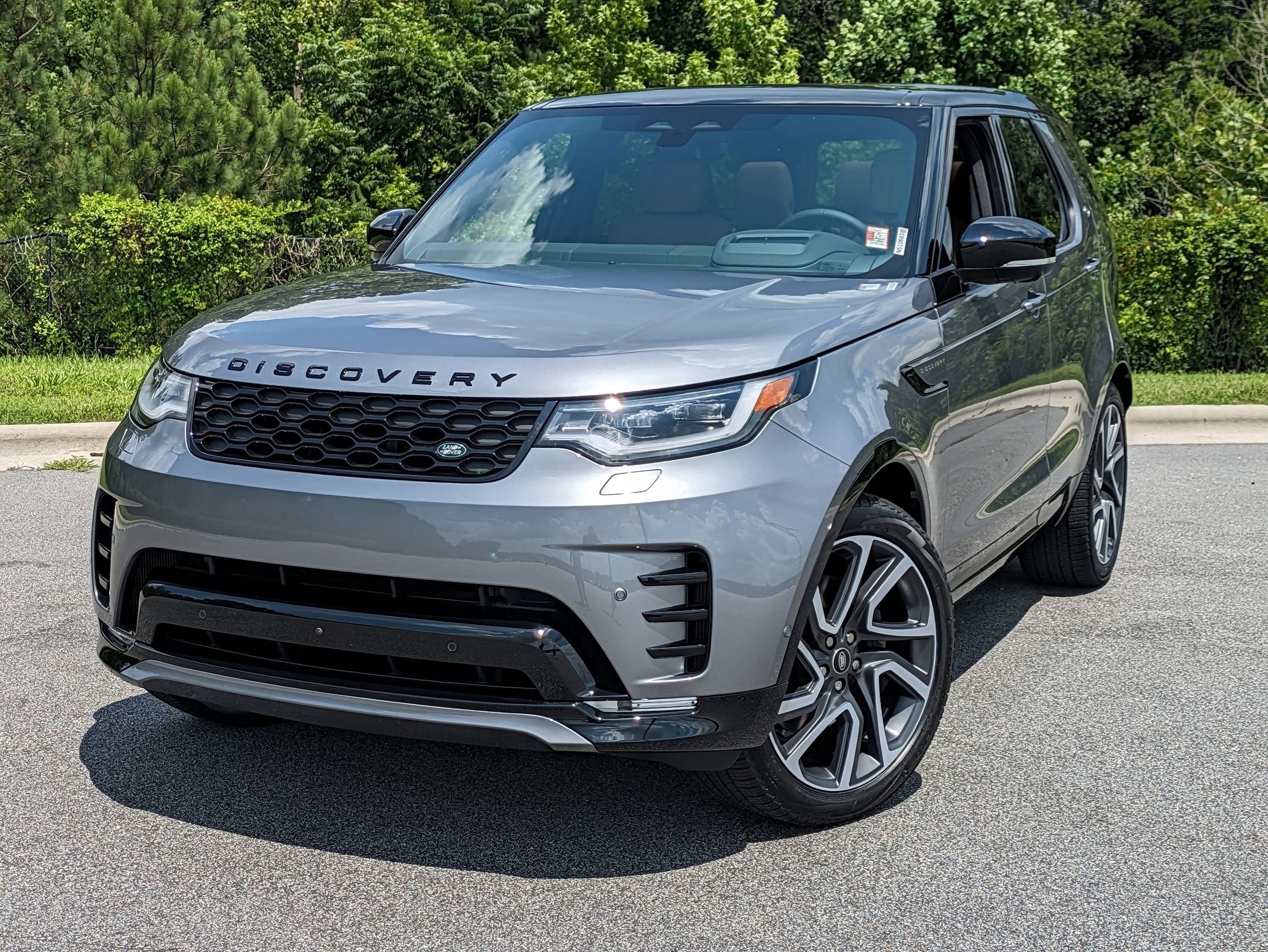 2025 Land Rover Discovery