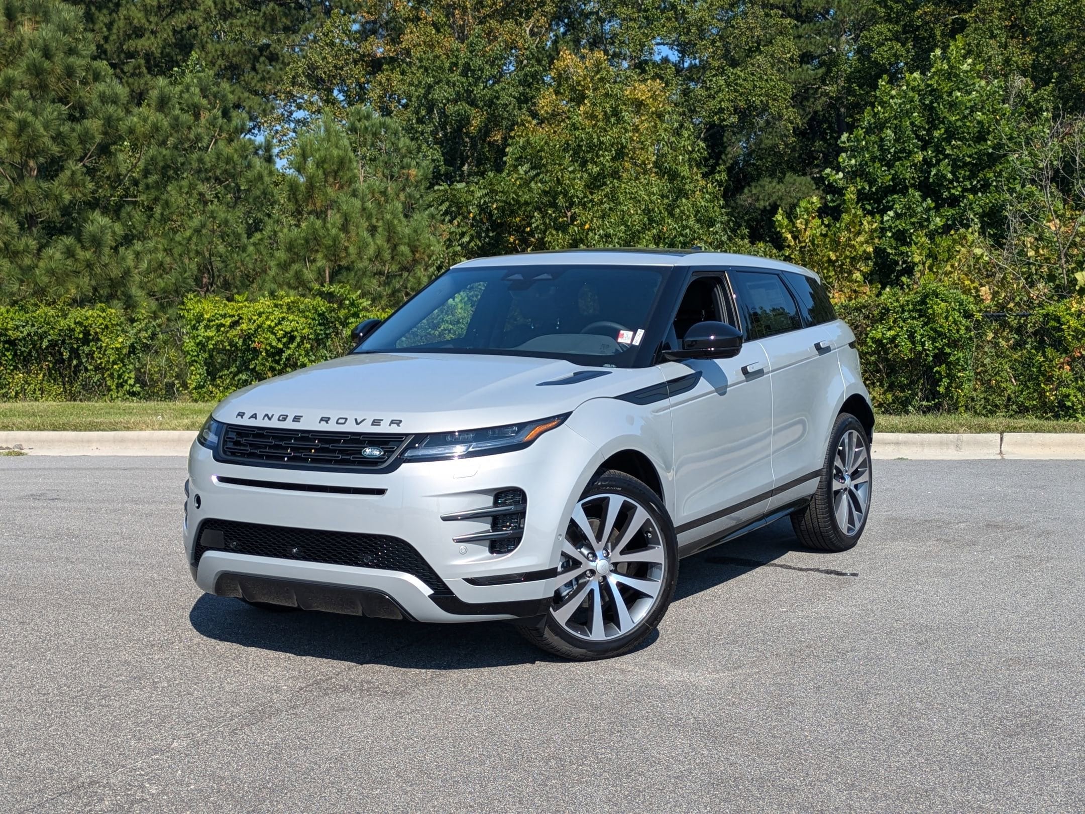 2026 Land Rover Range Rover Evoque