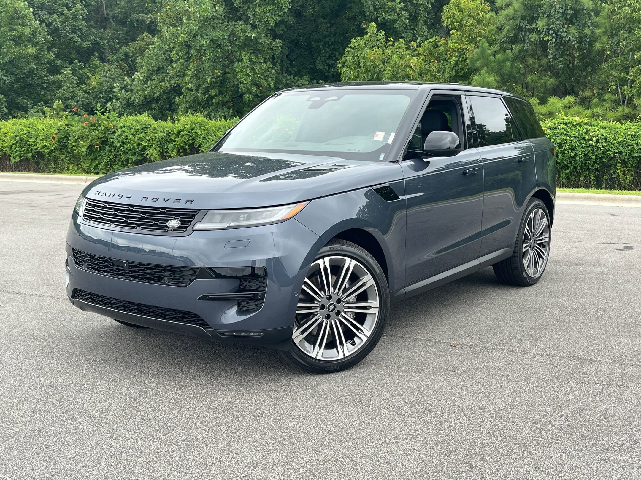 2025 Land Rover Range Rover Sport