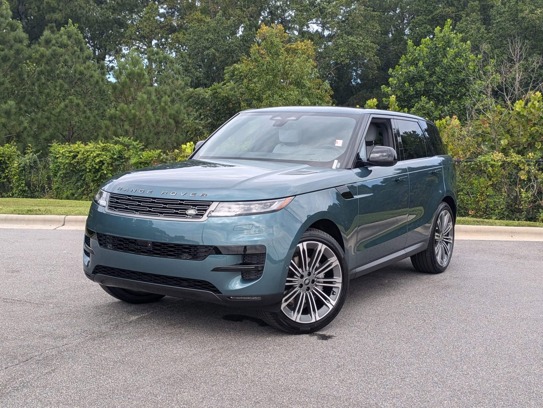 2025 Land Rover Range Rover Sport