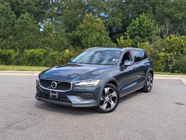 2020 Volvo V60 Cross Country
