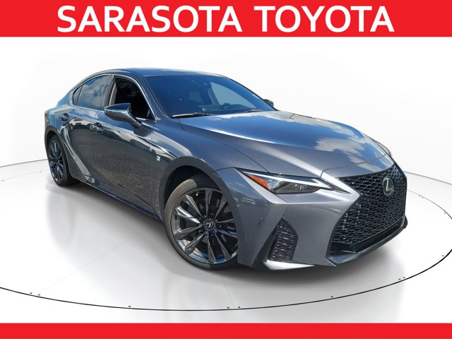 2022 Lexus IS