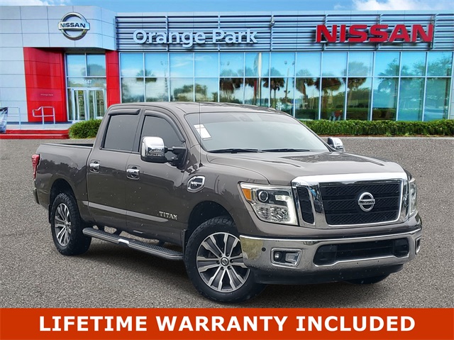 2017 Nissan Titan