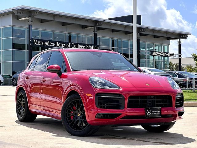 2022 Porsche Cayenne