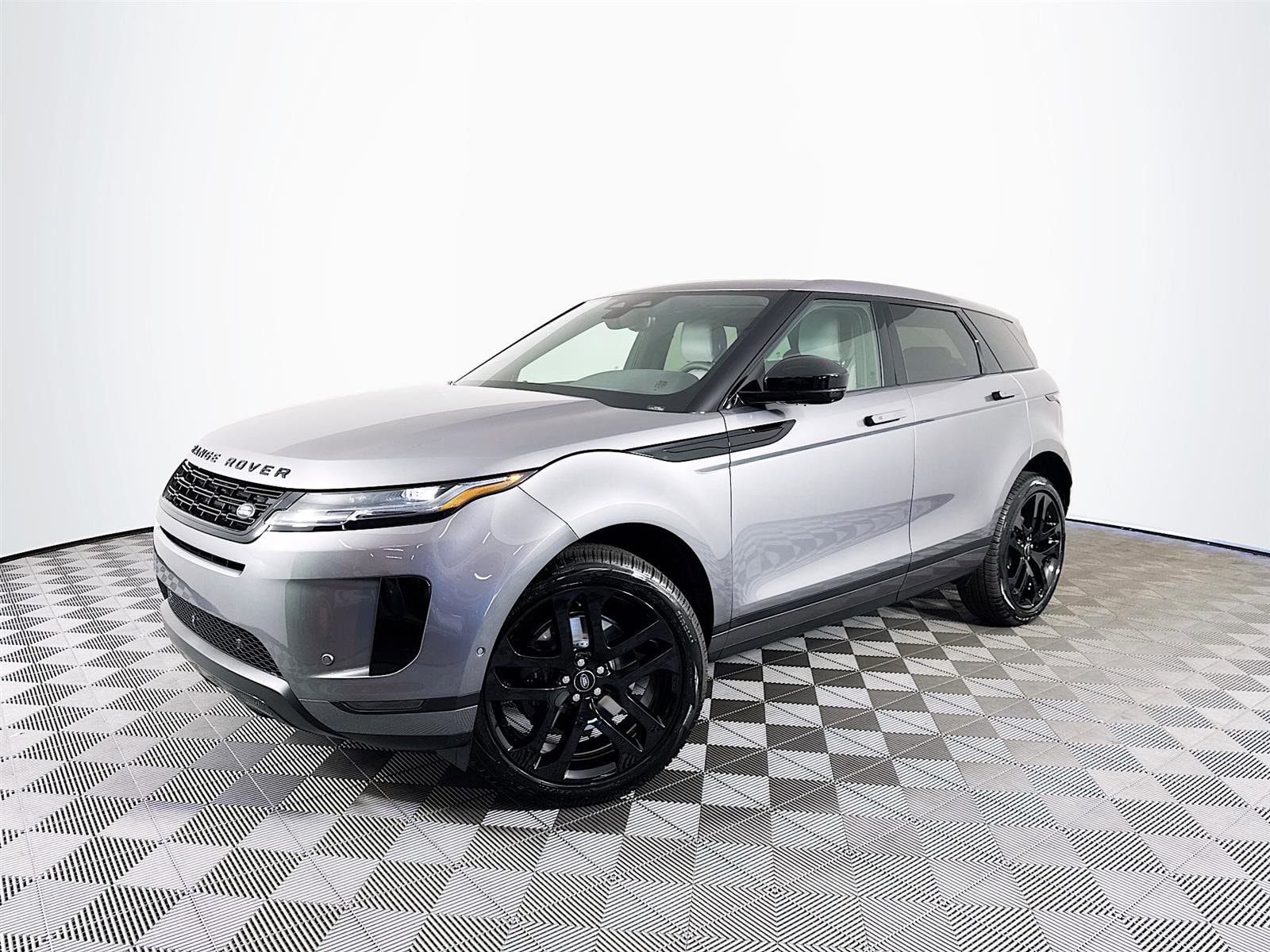 2026 Land Rover Range Rover Evoque