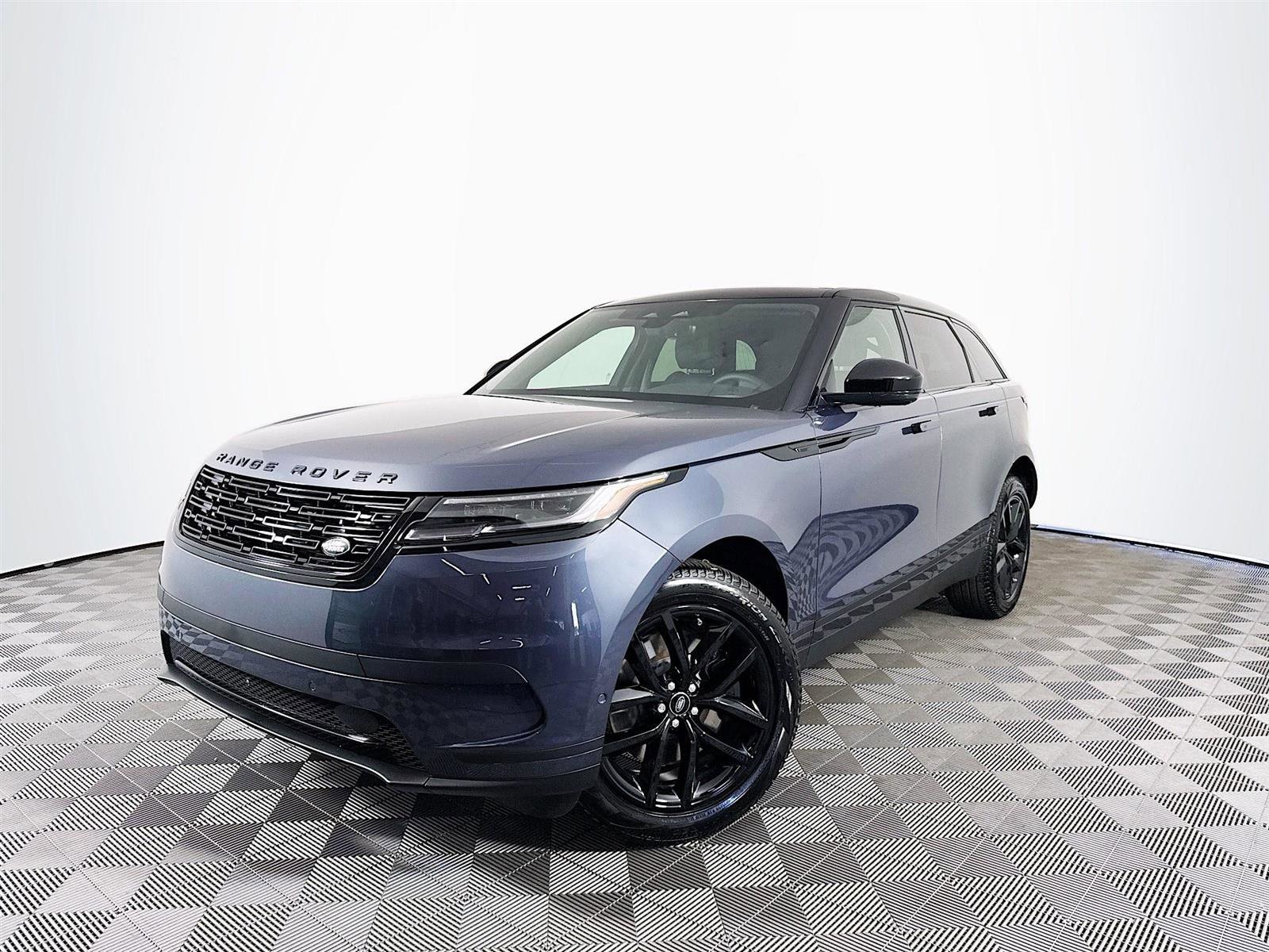 2026 Land Rover Range Rover Velar