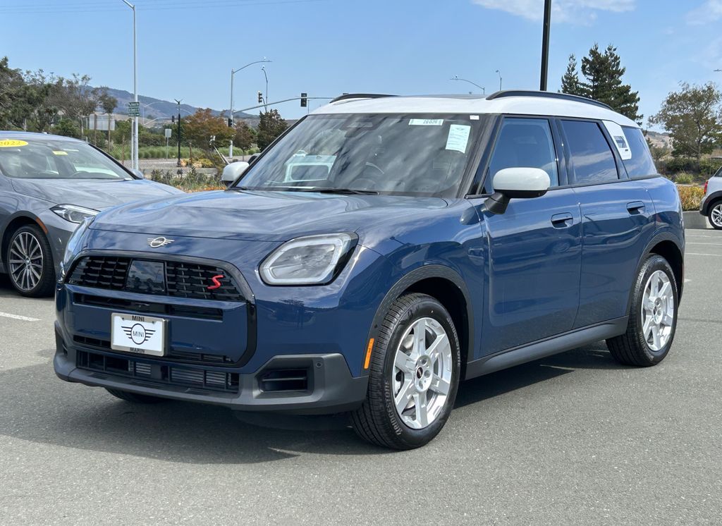 2026 MINI Countryman Iconic