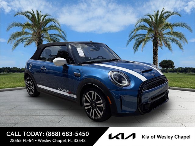 2023 MINI Convertible