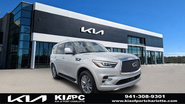 2023 INFINITI QX80 LUXE