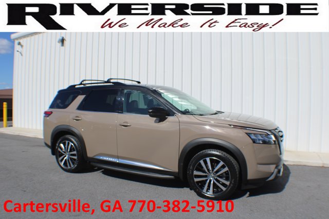 2023 Nissan Pathfinder Platinum