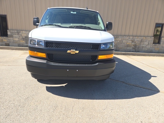 2025 Chevrolet Express Cargo Van