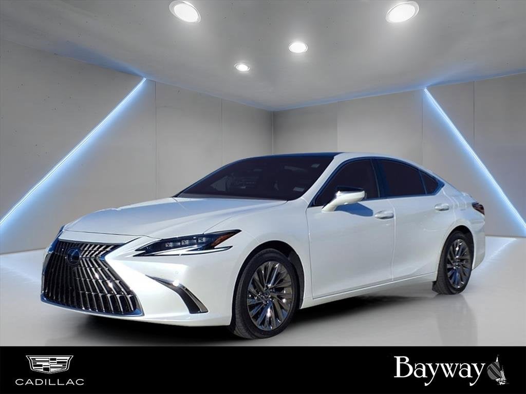 2025 Lexus ES
