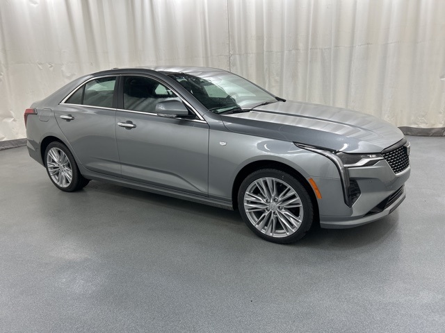 2025 Cadillac CT4