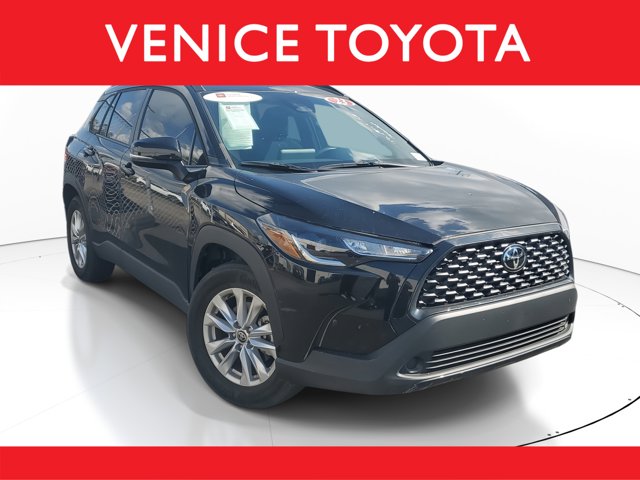 2023 Toyota Corolla Cross LE