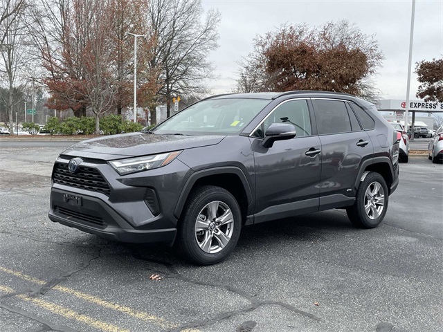 2024 Toyota RAV4 XLE
