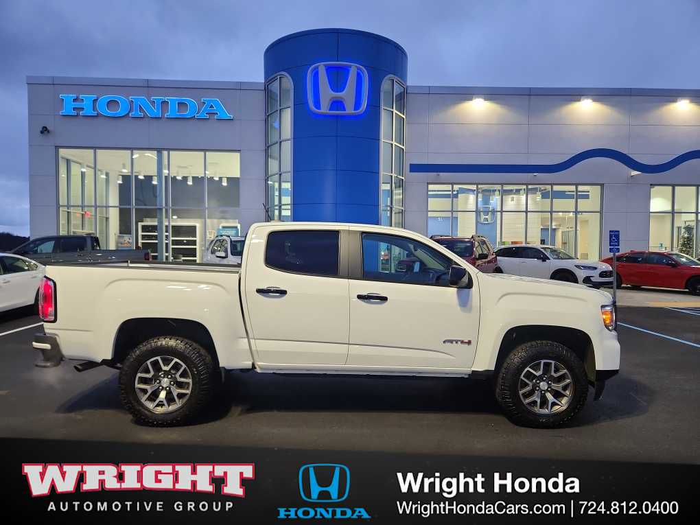 2022 GMC Canyon 4WD AT4 w/Leather