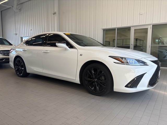 2022 Lexus ES