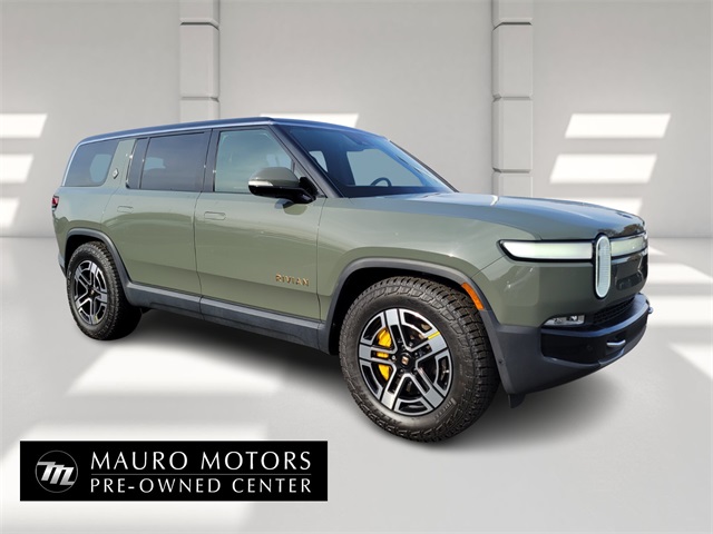 2022 Rivian R1s