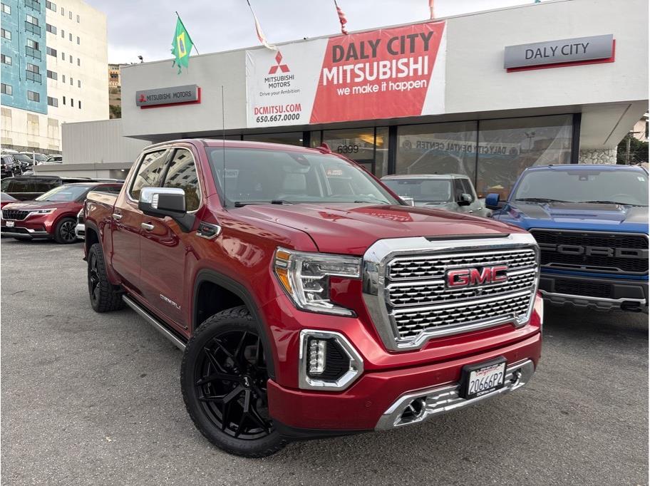 2019 GMC Sierra 1500 Denali Pickup 4D 5 3/4 ft