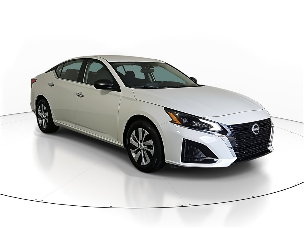 2025 Nissan Altima