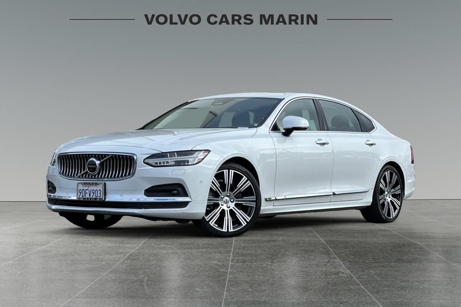 2022 Volvo S90