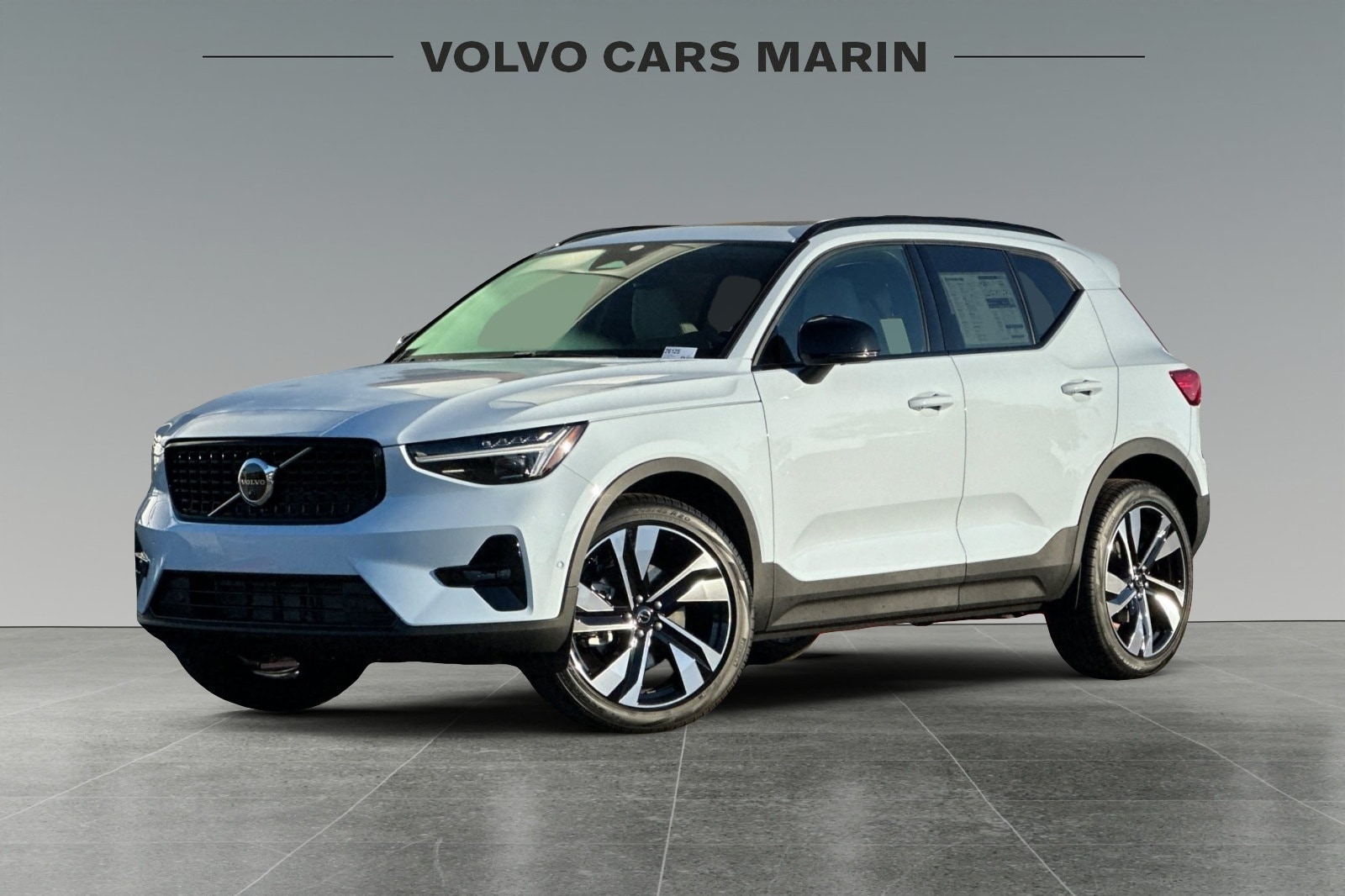2026 Volvo XC40