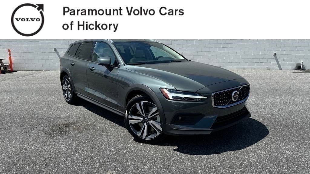 2026 Volvo V60 Cross Country