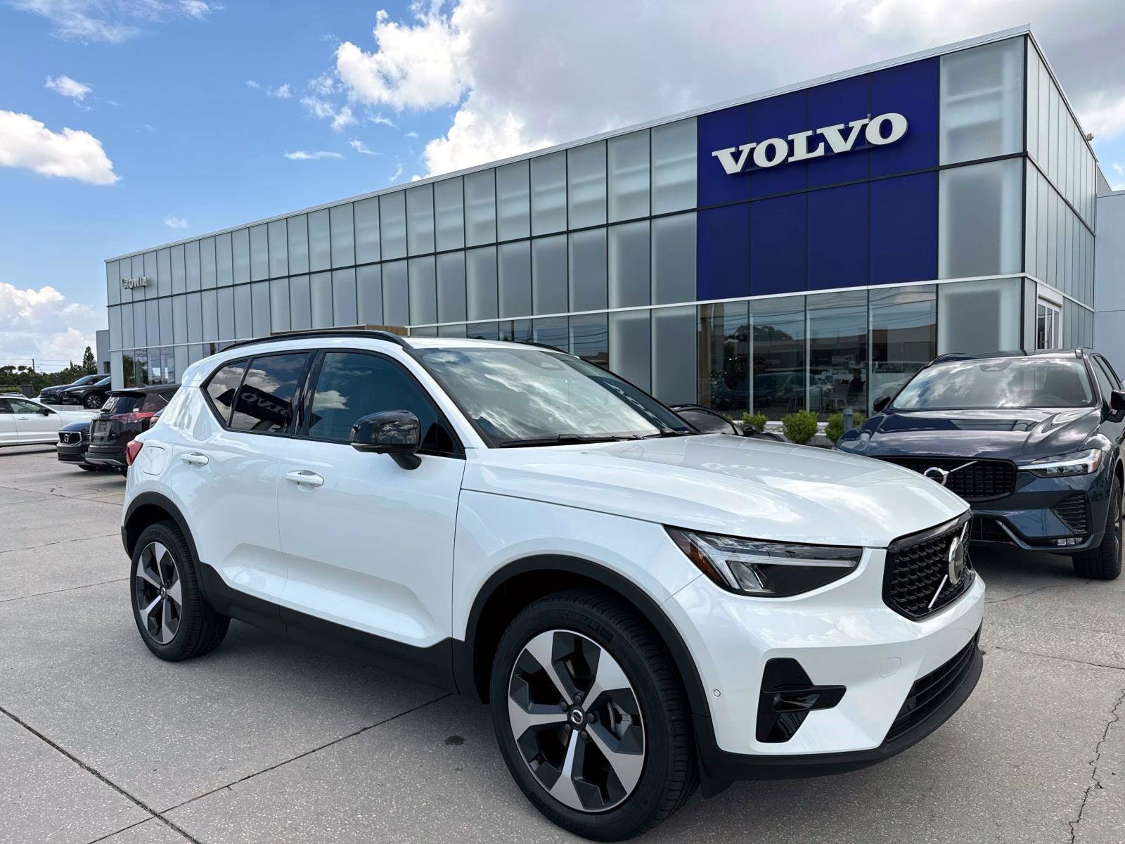 2026 Volvo XC40