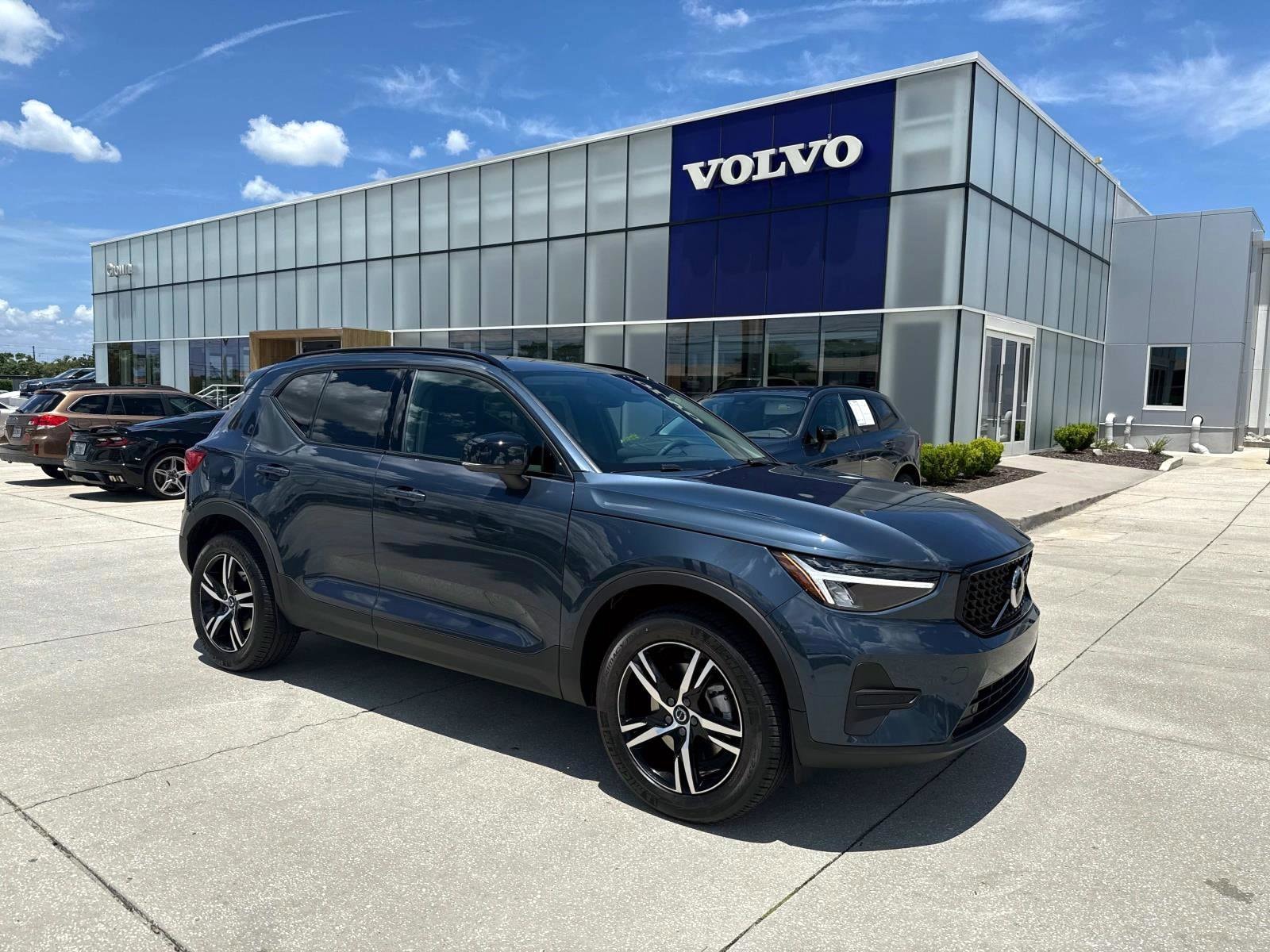 2026 Volvo XC40