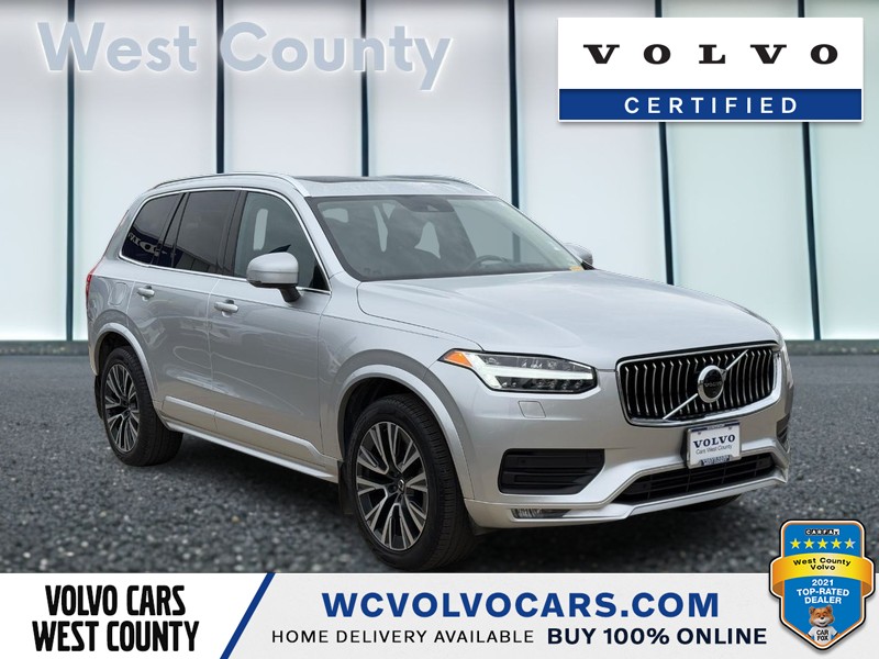 2022 Volvo XC90 Momentum
