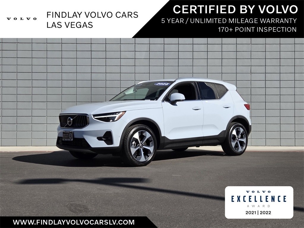 2025 Volvo XC40