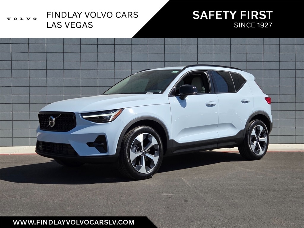 2026 Volvo XC40