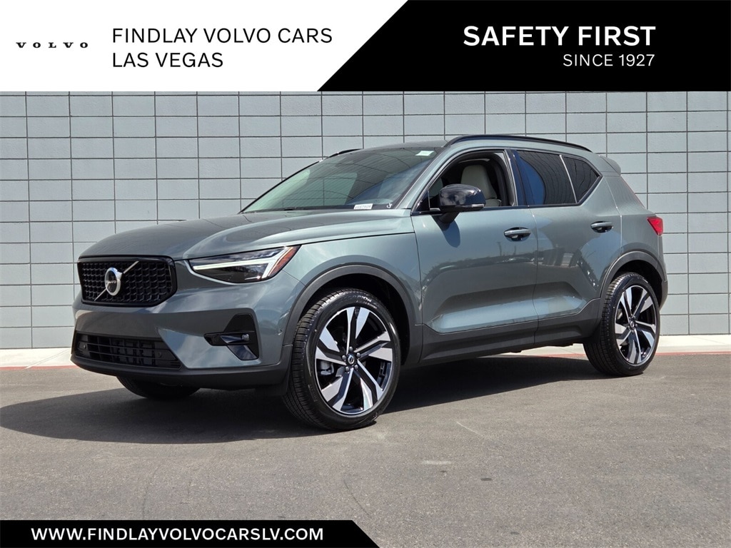 2026 Volvo XC40