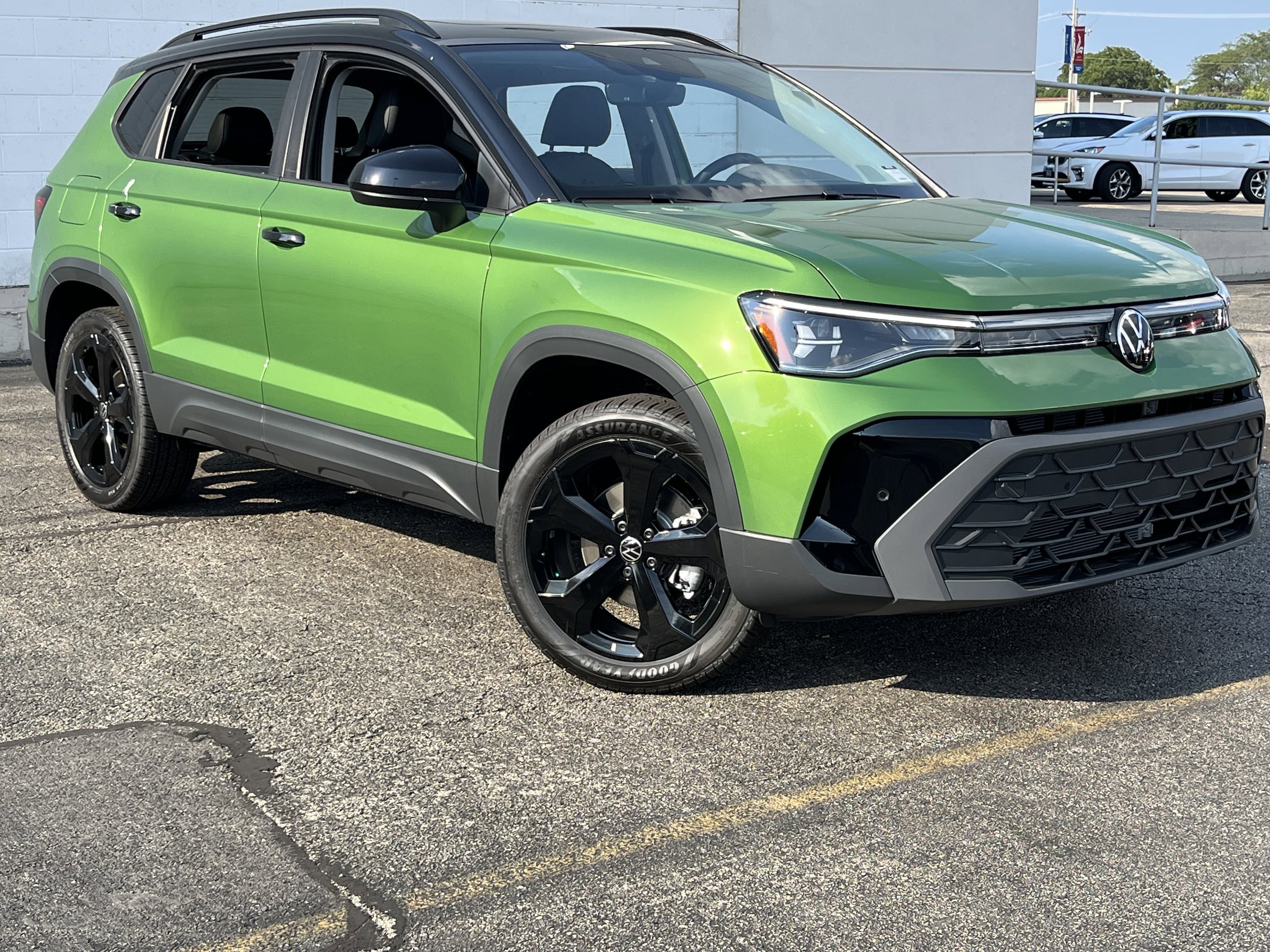 2025 Volkswagen Taos