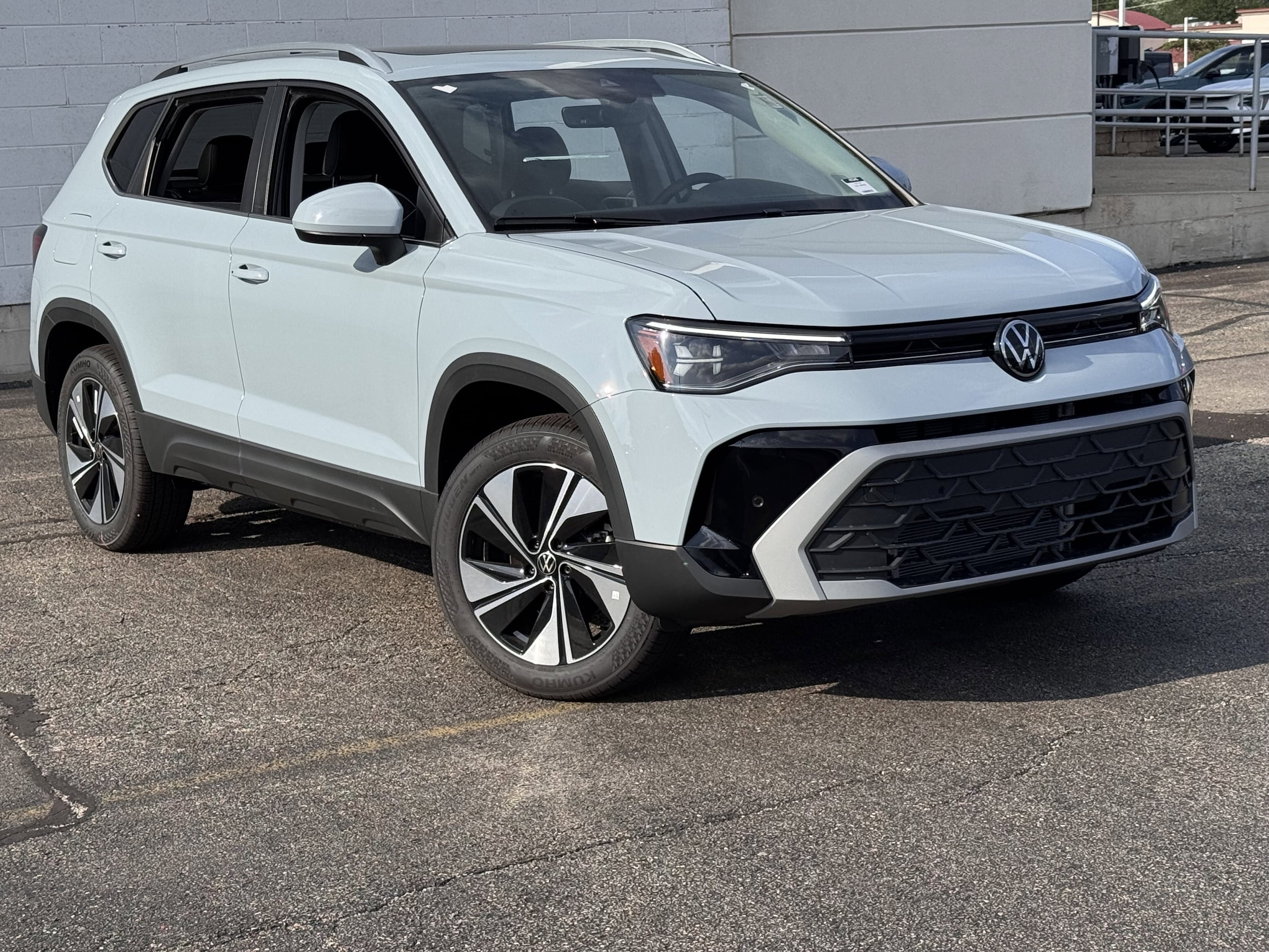 2025 Volkswagen Taos