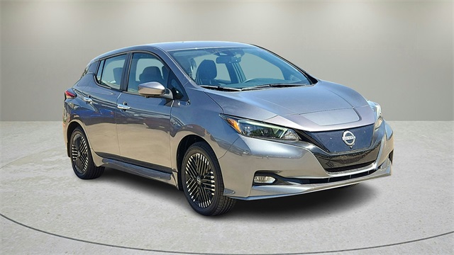 2025 Nissan Leaf