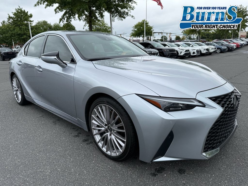 2023 Lexus IS