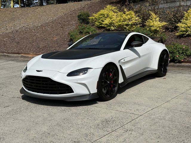 2023 Aston Martin Vantage