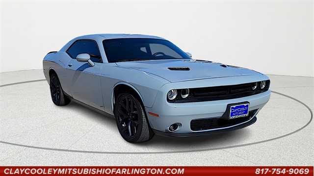 2022 Dodge Challenger SXT